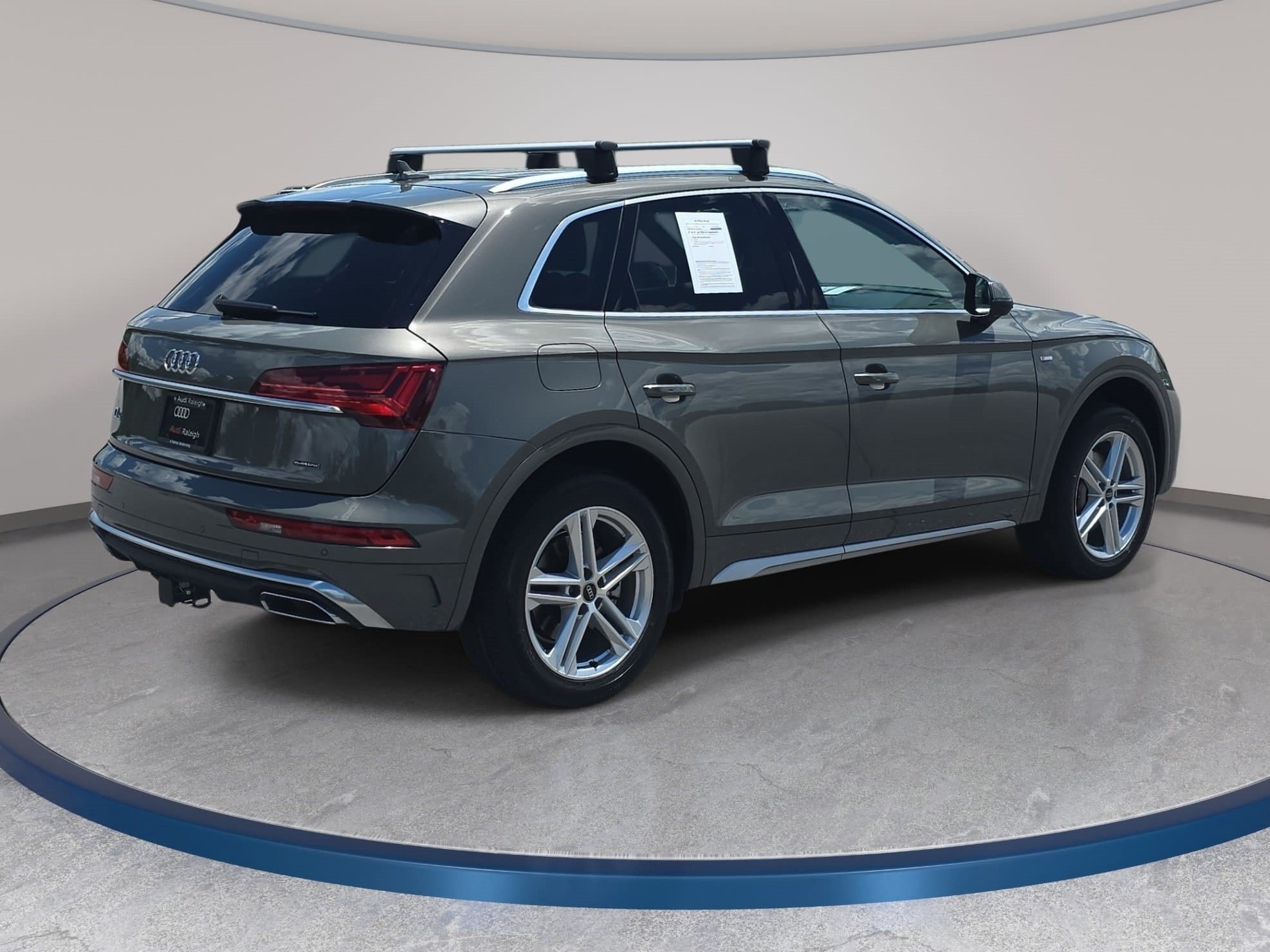 Used 2023 Audi Q5 e Premium Plus w/ Premium Plus Package AWD/4WD image 5