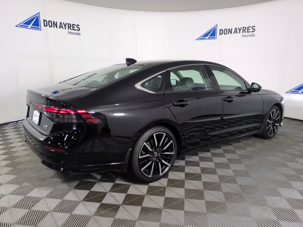 Certified 2025 Honda Accord Touring image 9