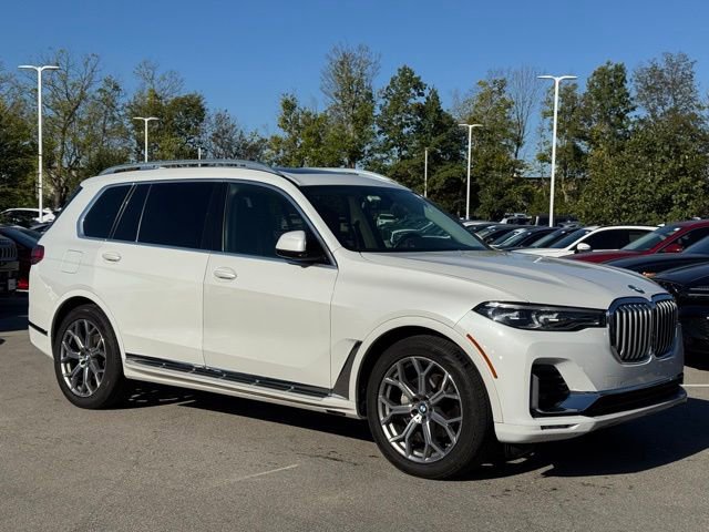 Used 2020 BMW X7 xDrive40i w/ Cold Weather Package image 1