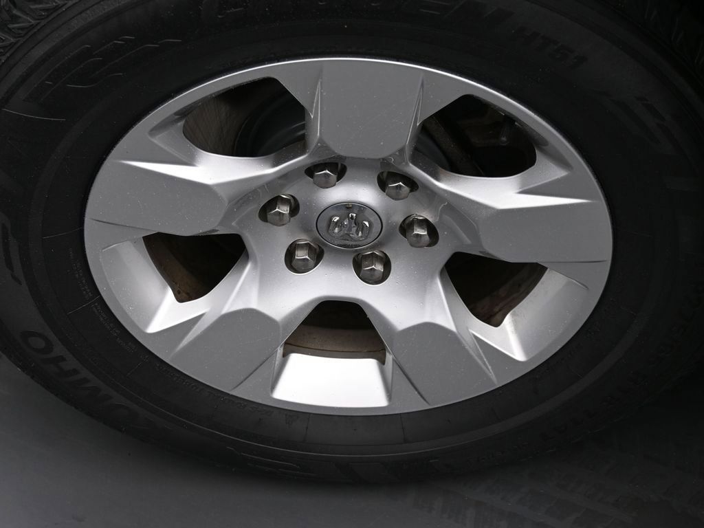 Used 2019 RAM 1500 Big Horn image 20