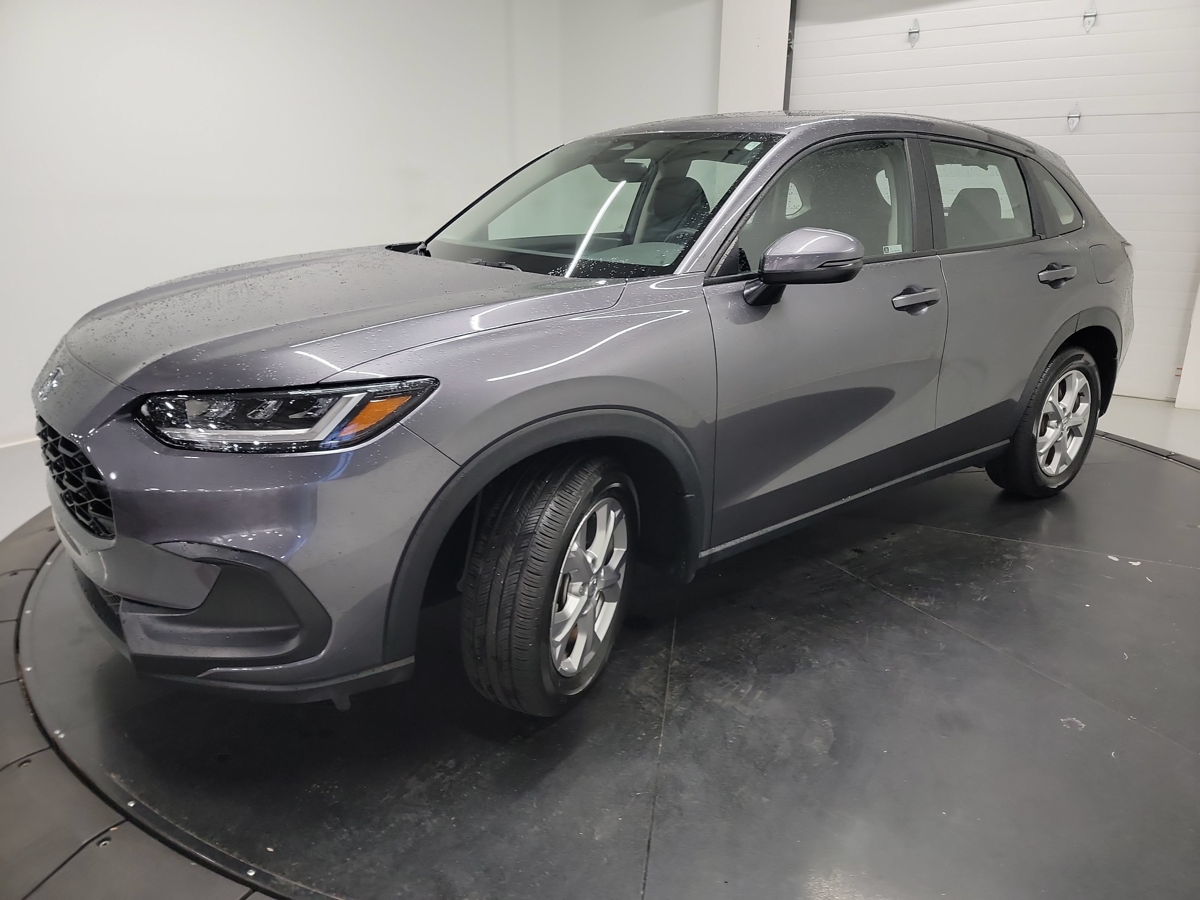 Certified 2024 Honda HR-V LX image 3