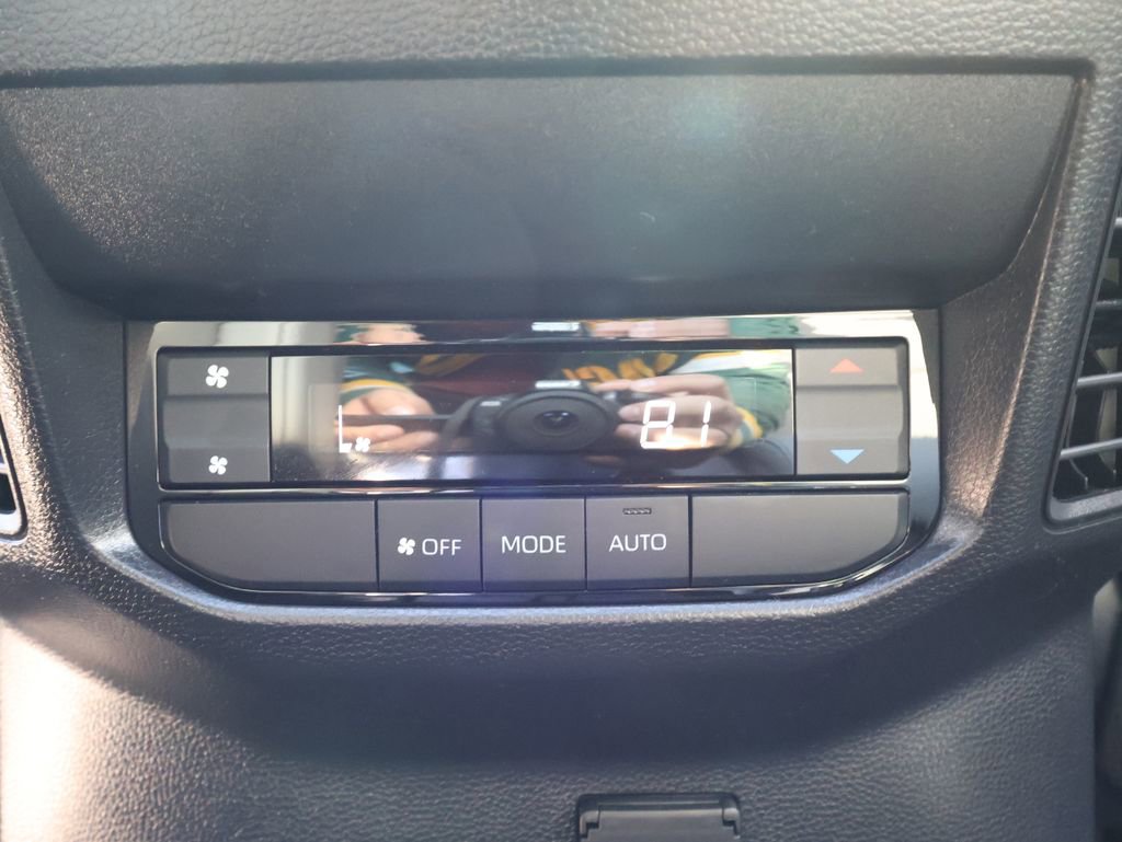 Used 2026 Toyota Sequoia Limited w/ TRD Off-Road Package AWD/4WD image 30