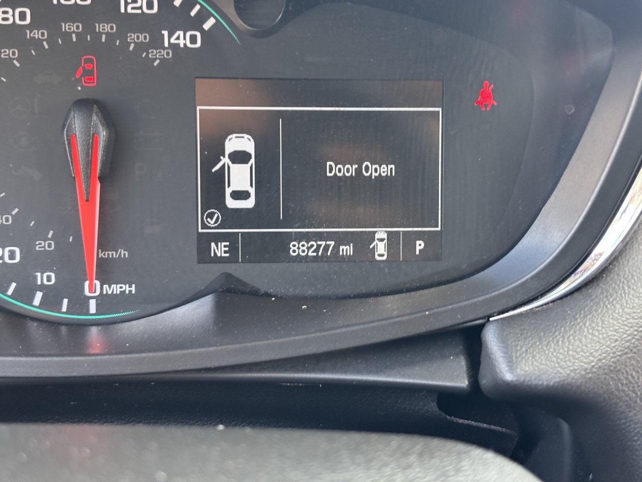 Used 2020 Chevrolet Trax LT FWD image 28