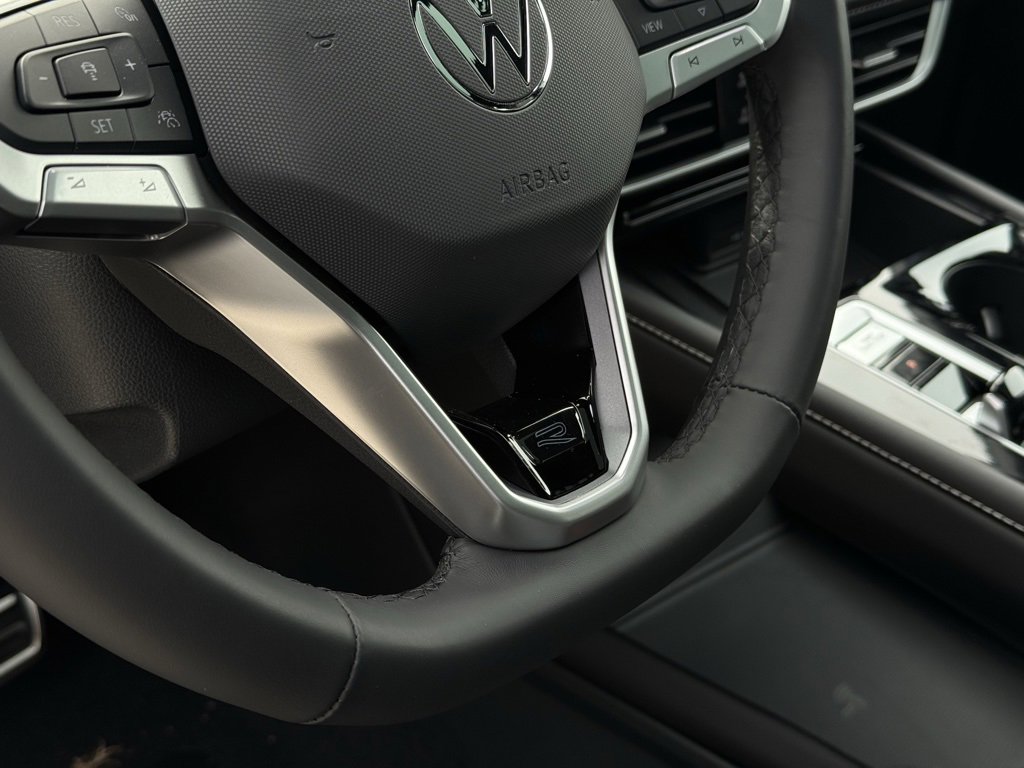 New 2026 Volkswagen Atlas Cross Sport SEL Premium R-Line image 21