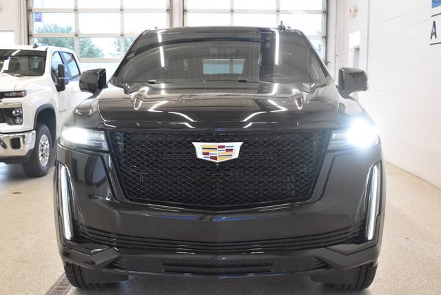 Used 2023 Cadillac Escalade ESV Sport Platinum AWD/4WD image 3