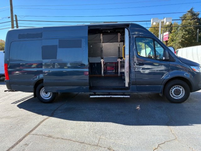 Used 2019 Mercedes-Benz Sprinter 144 image 10