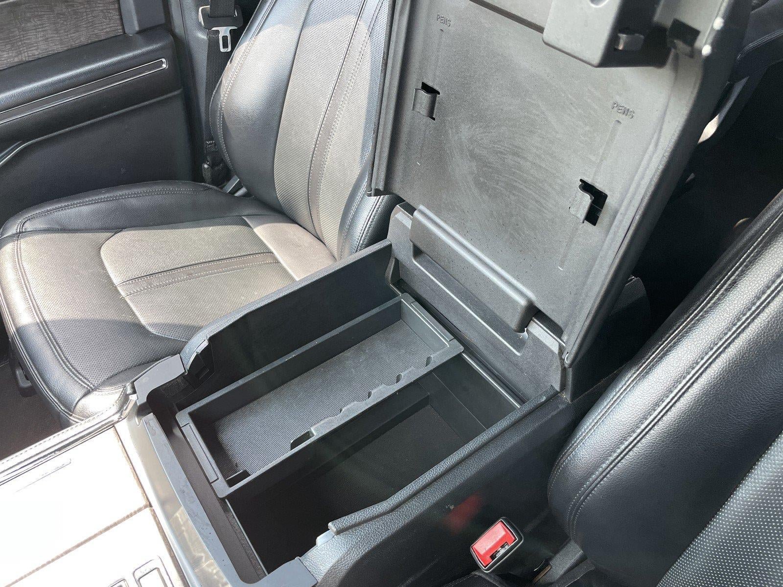 Used 2021 Ford Expedition Limited RWD image 32