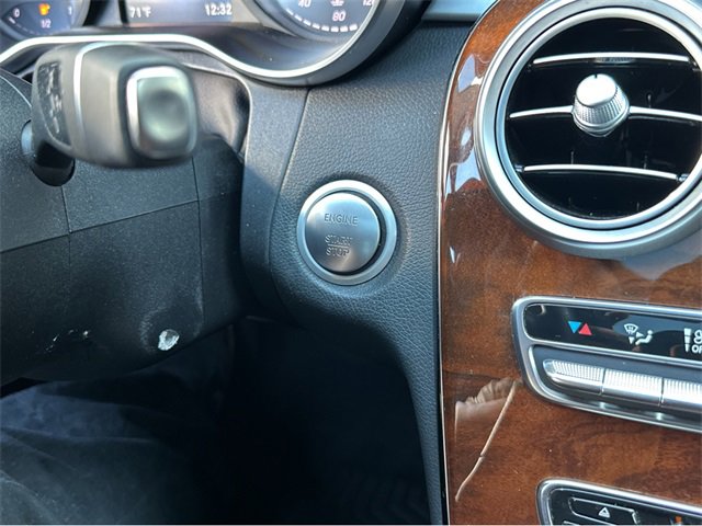 Used 2015 Mercedes-Benz C 300 4MATIC Sedan image 25