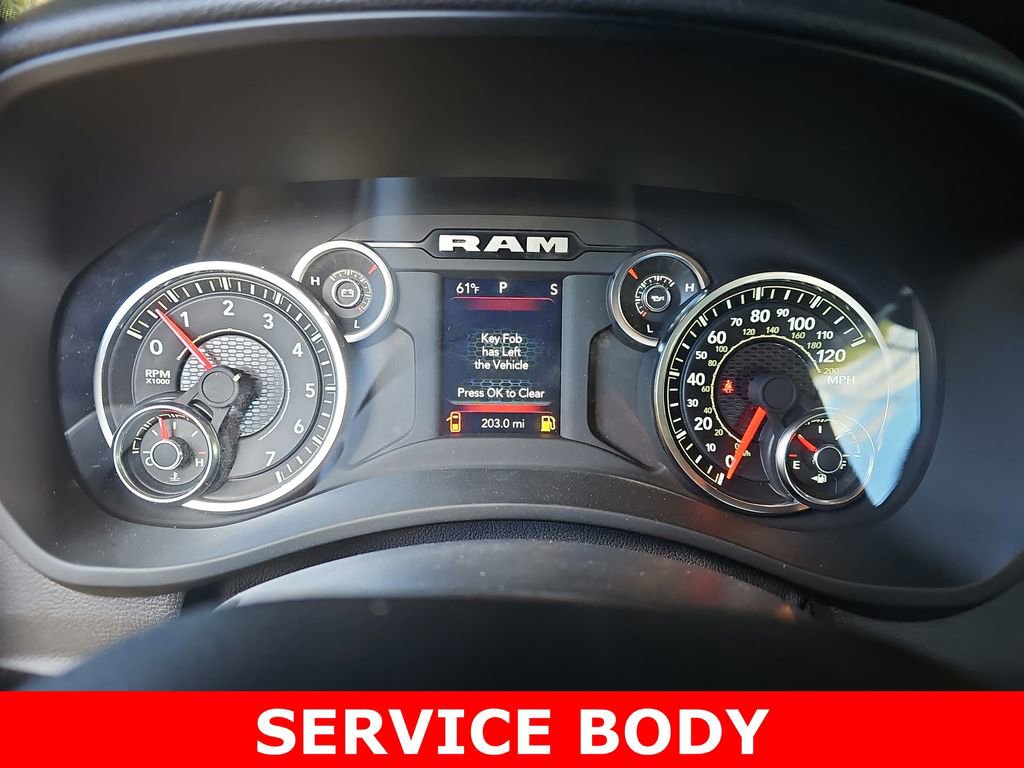 Used 2024 RAM 2500 Tradesman w/ Chrome Appearance Group image 19