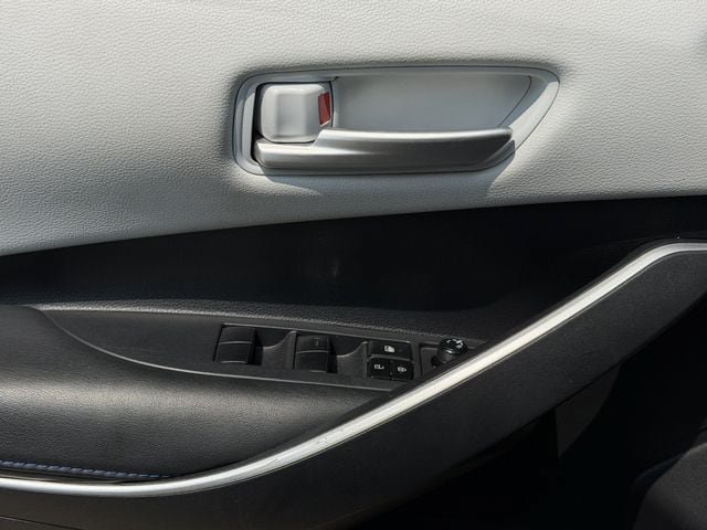 Used 2021 Toyota Corolla SE FWD image 21