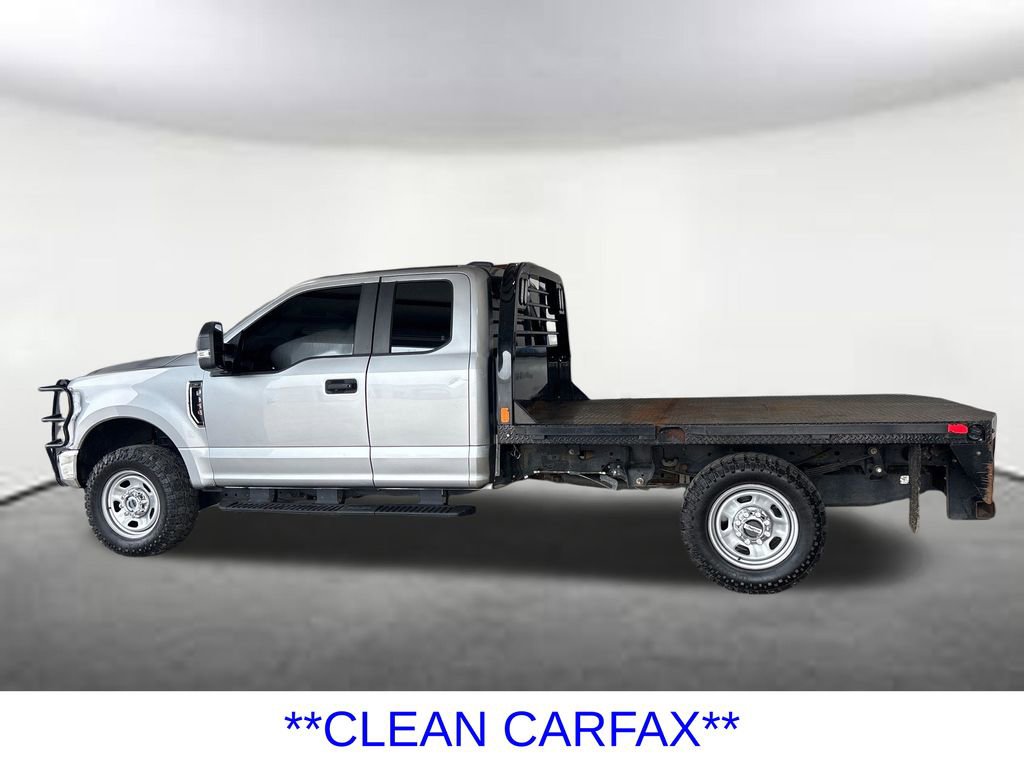 Used 2022 Ford F350 XL w/ Power Equipment Group AWD/4WD image 2