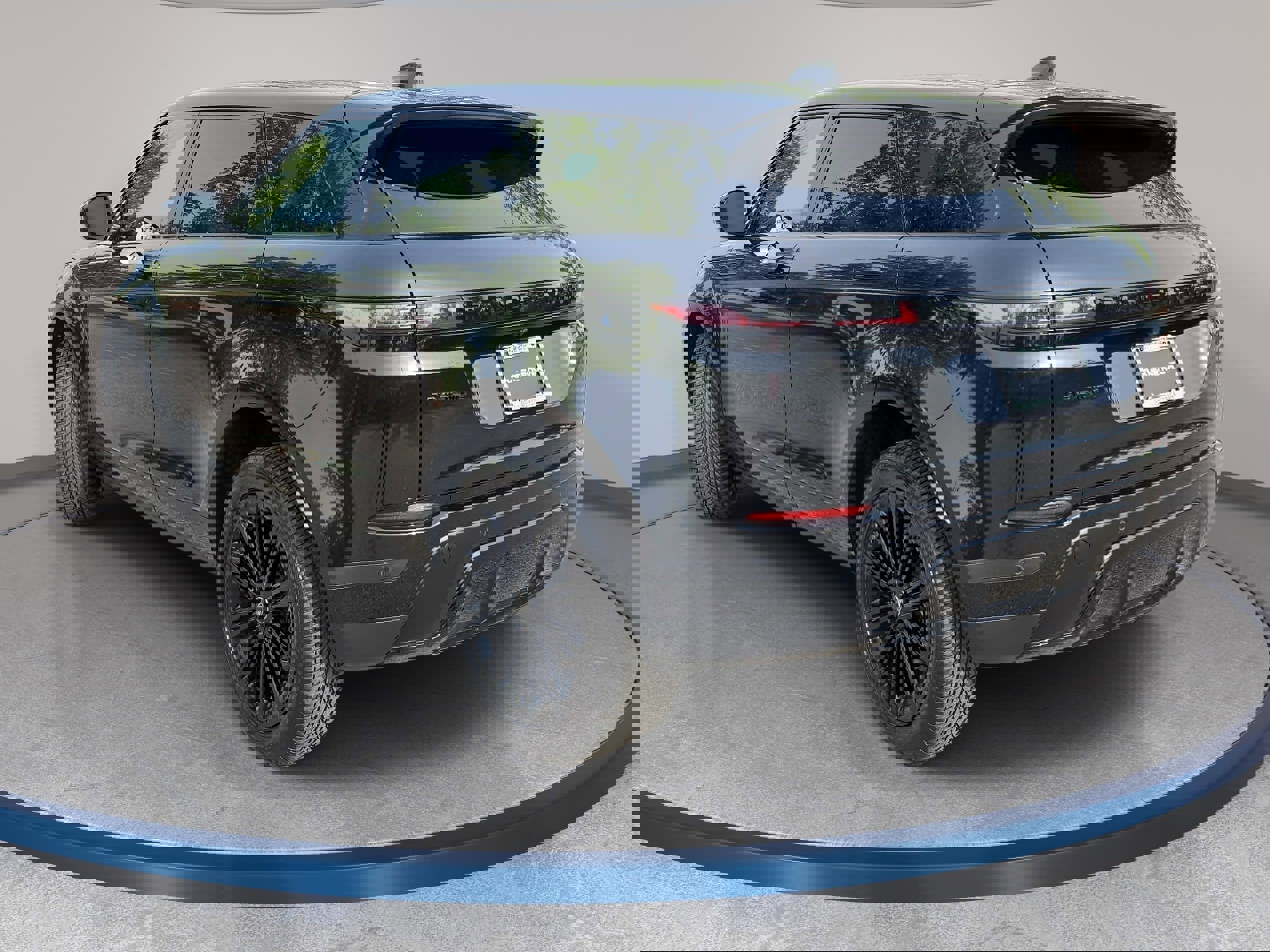 Certified 2024 Land Rover Range Rover Evoque S image 7