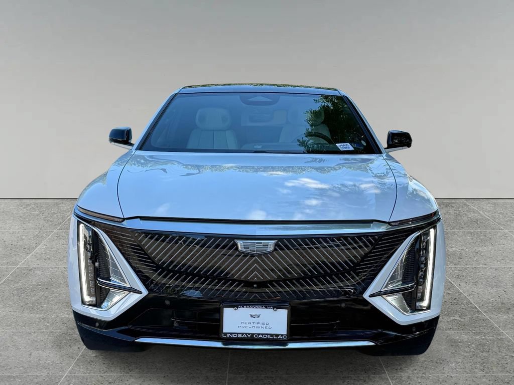 Used 2024 Cadillac Lyriq Luxury RWD image 8