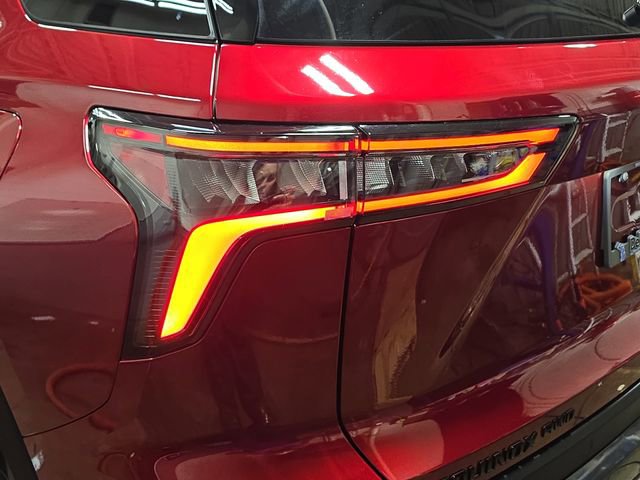 New 2026 Chevrolet Equinox ACTIV w/ Convenience Package III image 36