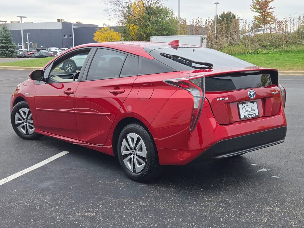 Used 2016 Toyota Prius Four image 13