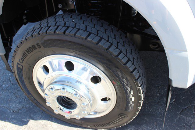 Used 2026 Ford F450 Platinum w/ Platinum Plus Package image 4