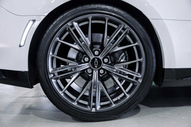 Used 2023 Chevrolet Camaro ZL1 image 34