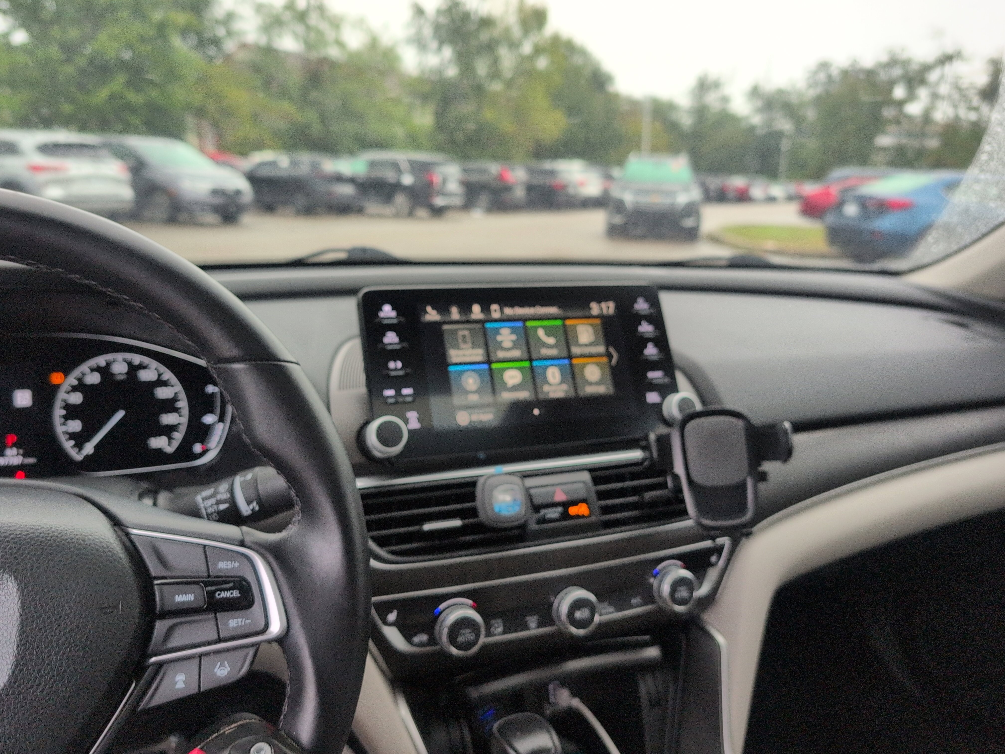 Used 2018 Honda Accord EX-L image 3