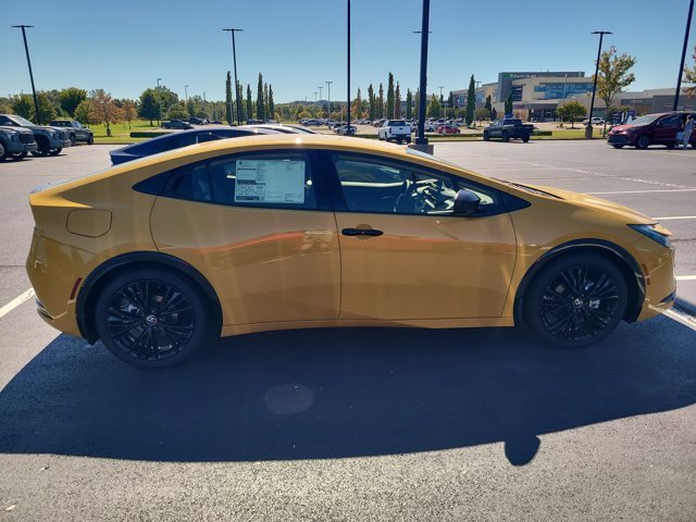 New 2026 Toyota Prius Plug-In Hybrid image 4