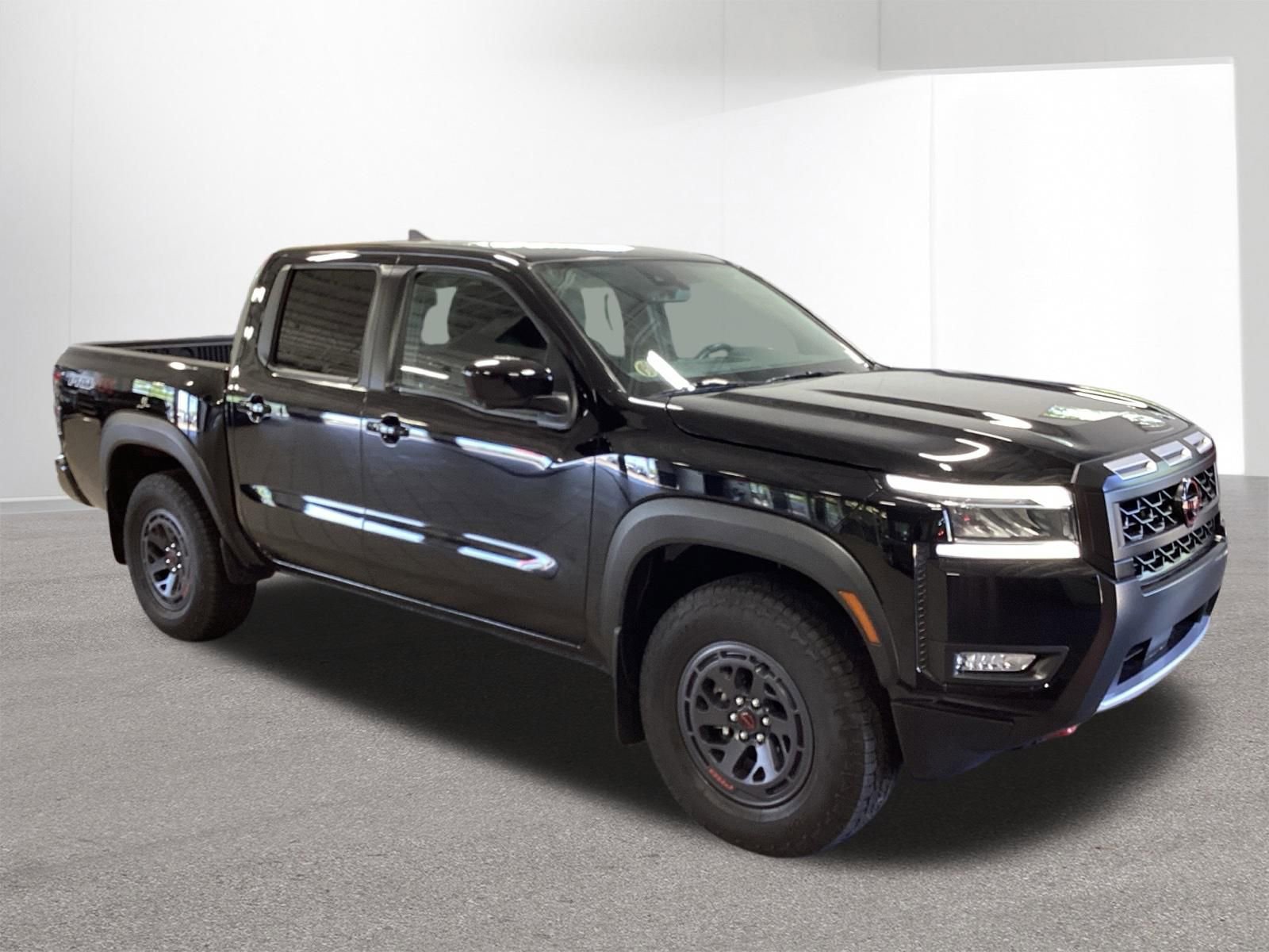 Used 2025 Nissan Frontier PRO-4X w/ Pro Premium Package AWD/4WD image 29