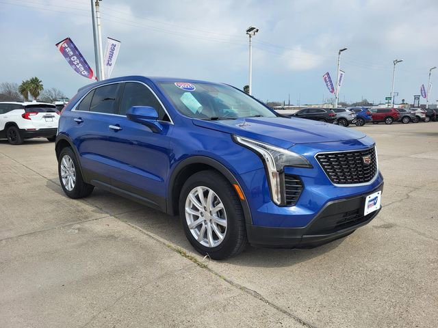 Used 2021 Cadillac XT4 Luxury w/ Cold Weather Package image 20