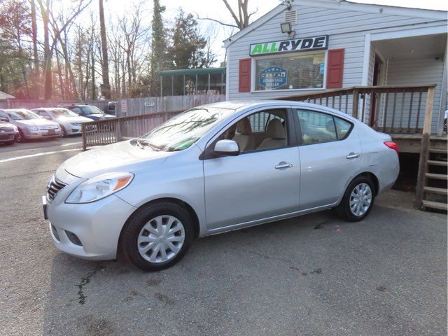 Used 2012 Nissan Versa SV
