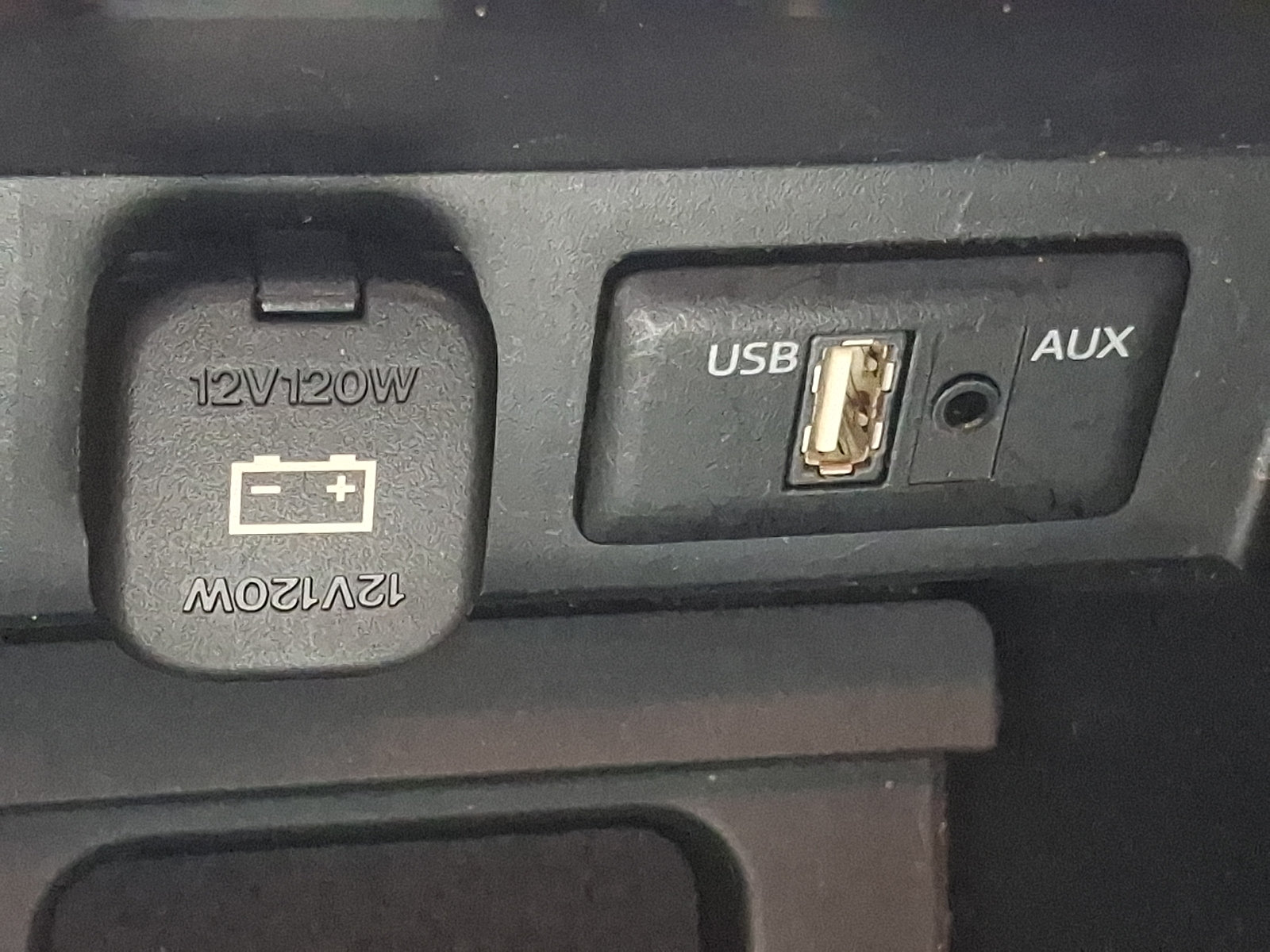 Used 2013 MAZDA MAZDA3 Touring FWD image 23