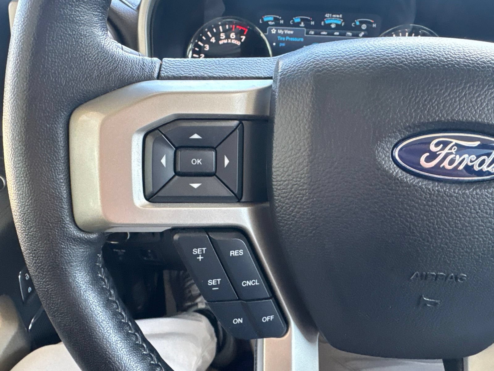 Used 2019 Ford F150 Lariat AWD/4WD image 30