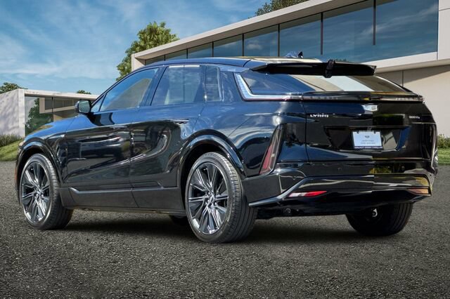Certified 2024 Cadillac Lyriq Sport AWD/4WD image 6
