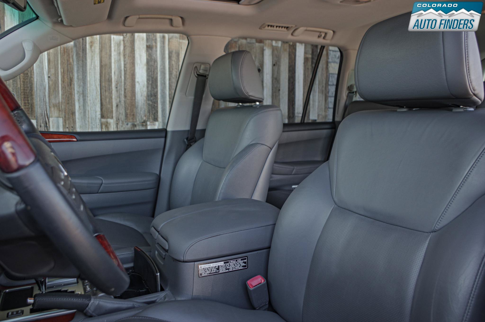 Used 2008 Lexus LX 570 4WD w/ Technology Pkg image 13