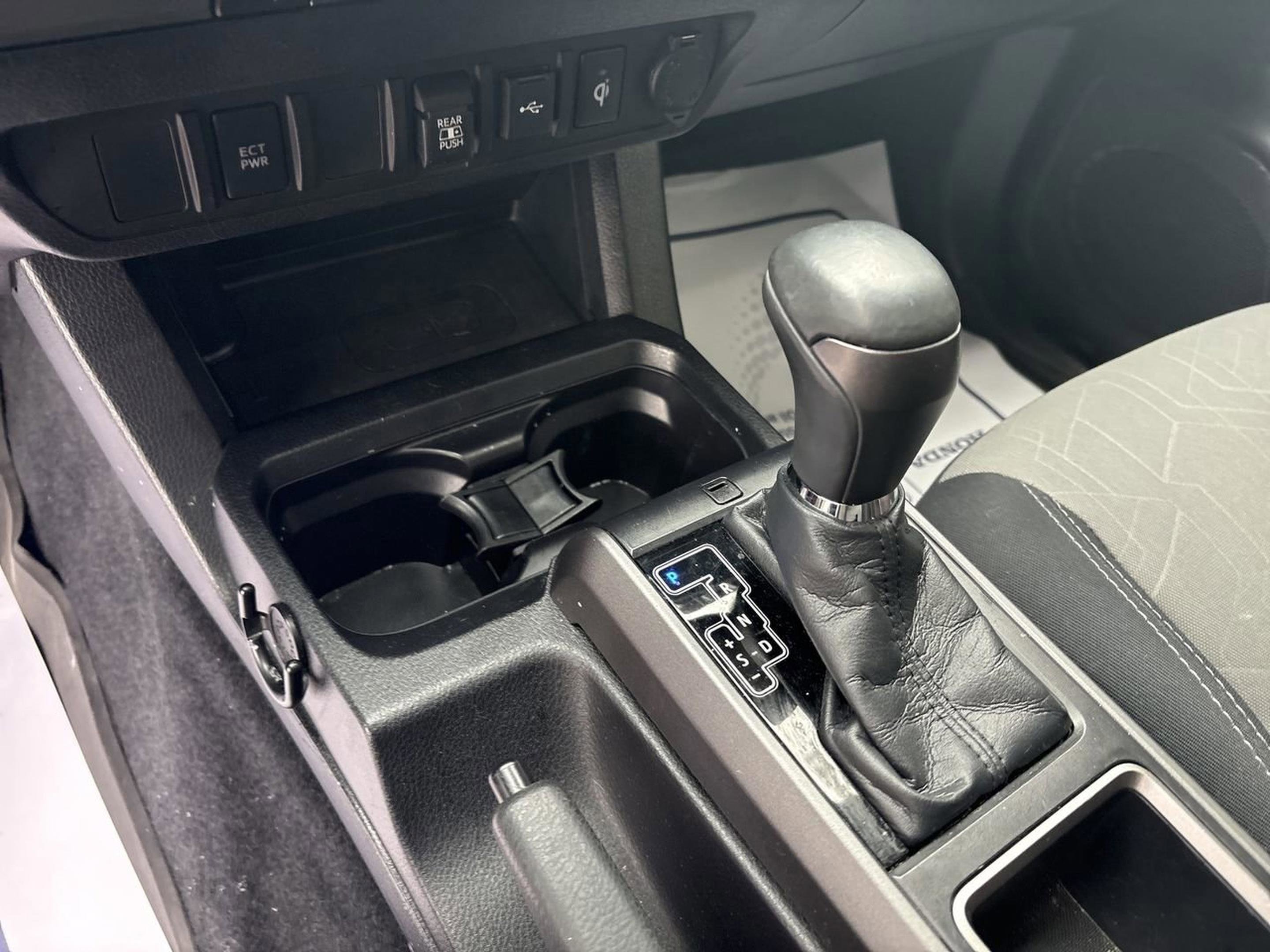 Used 2021 Toyota Tacoma TRD Sport image 32