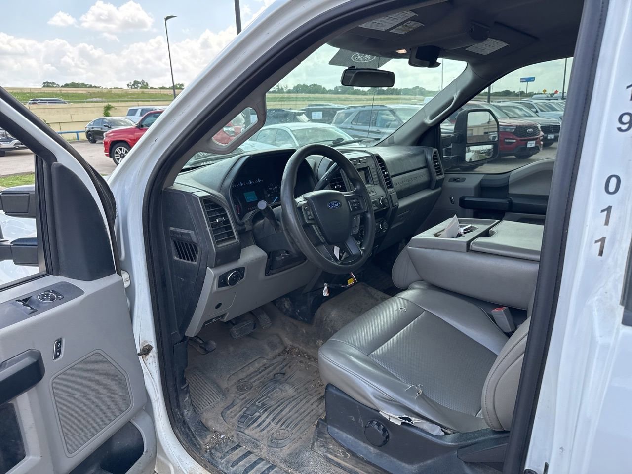 Used 2019 Ford F250 XL w/ Power Equipment Group image 17