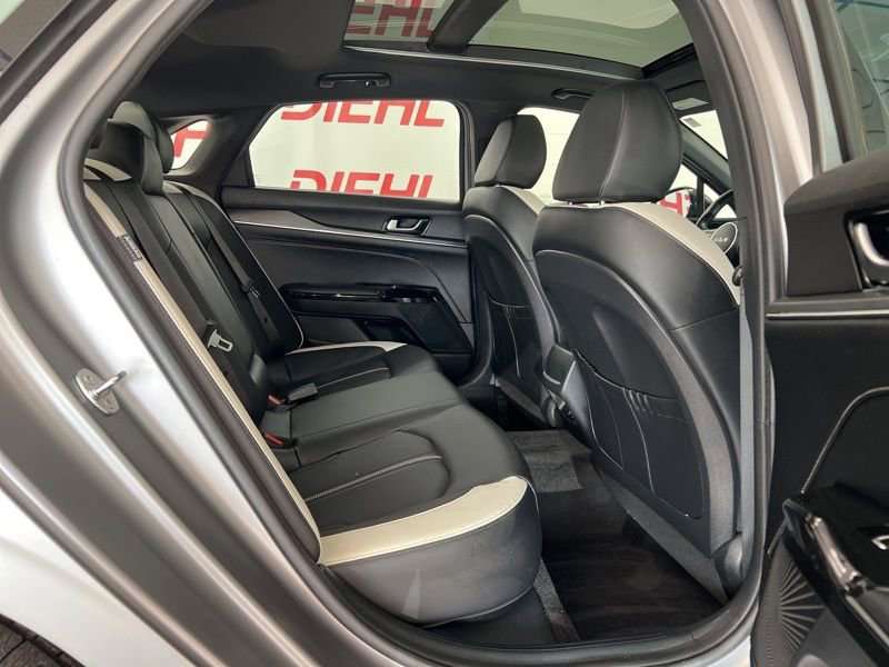Certified 2025 Kia K5 GT-Line w/ GT-Line Premium Package AWD/4WD image 10