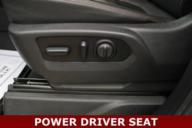 Used 2022 GMC Sierra 2500 AT4 w/ AT4 Preferred Package image 3