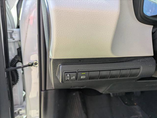 Used 2024 Toyota Corolla LE image 14