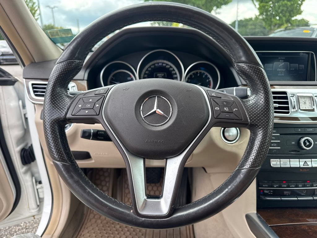 Used 2016 Mercedes-Benz E 350 4MATIC Sedan image 24