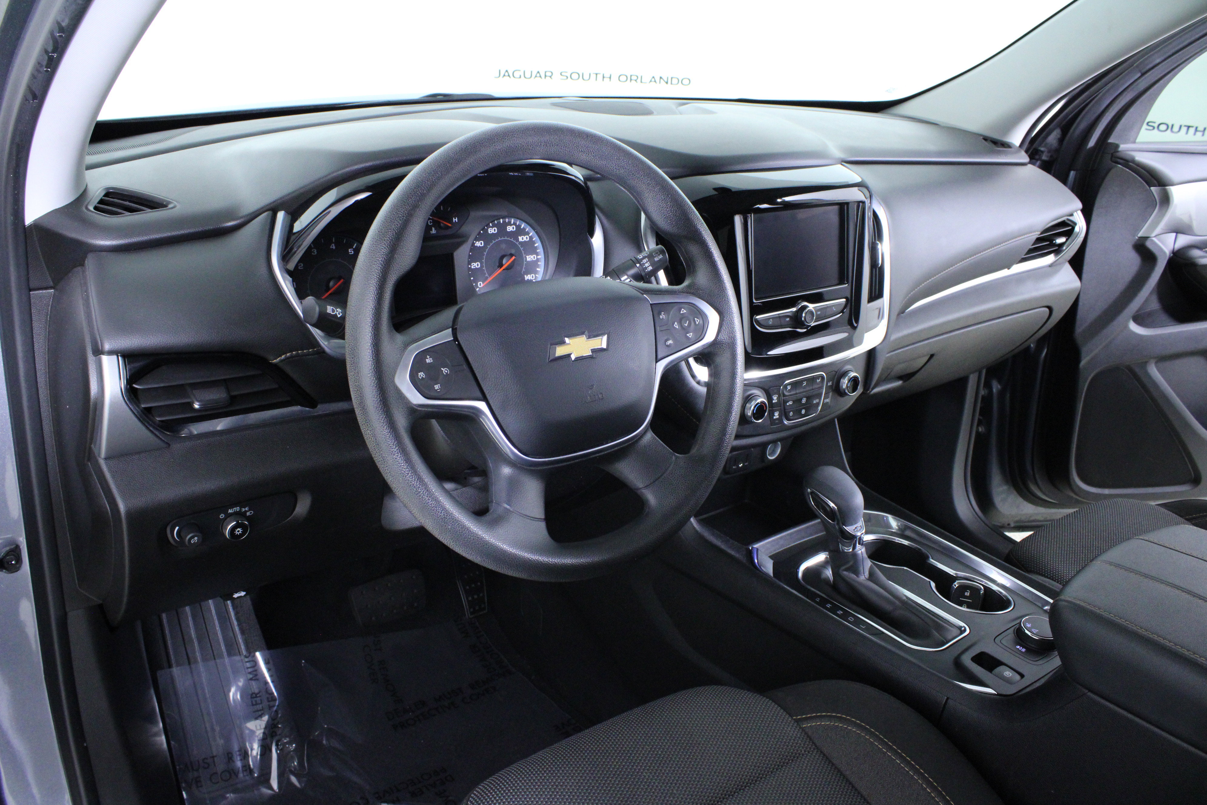 Used 2021 Chevrolet Traverse LS image 19