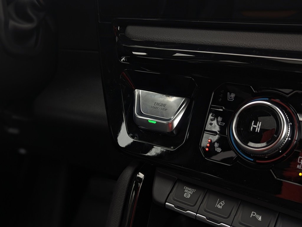 New 2026 GMC Sierra 2500 AT4 w/ AT4 Premium Plus Package image 24