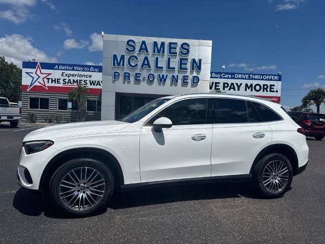 Used 2024 Mercedes-Benz GLC 300 4MATIC image 2