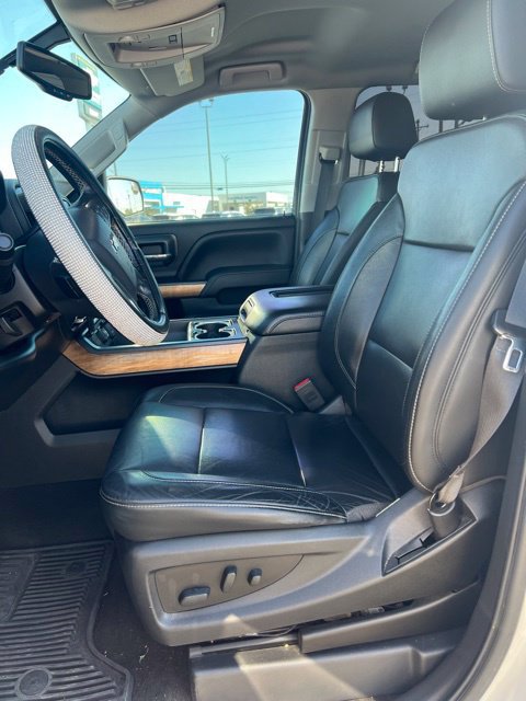 Used 2018 Chevrolet Silverado 1500 LTZ w/ Sport Package AWD/4WD image 5
