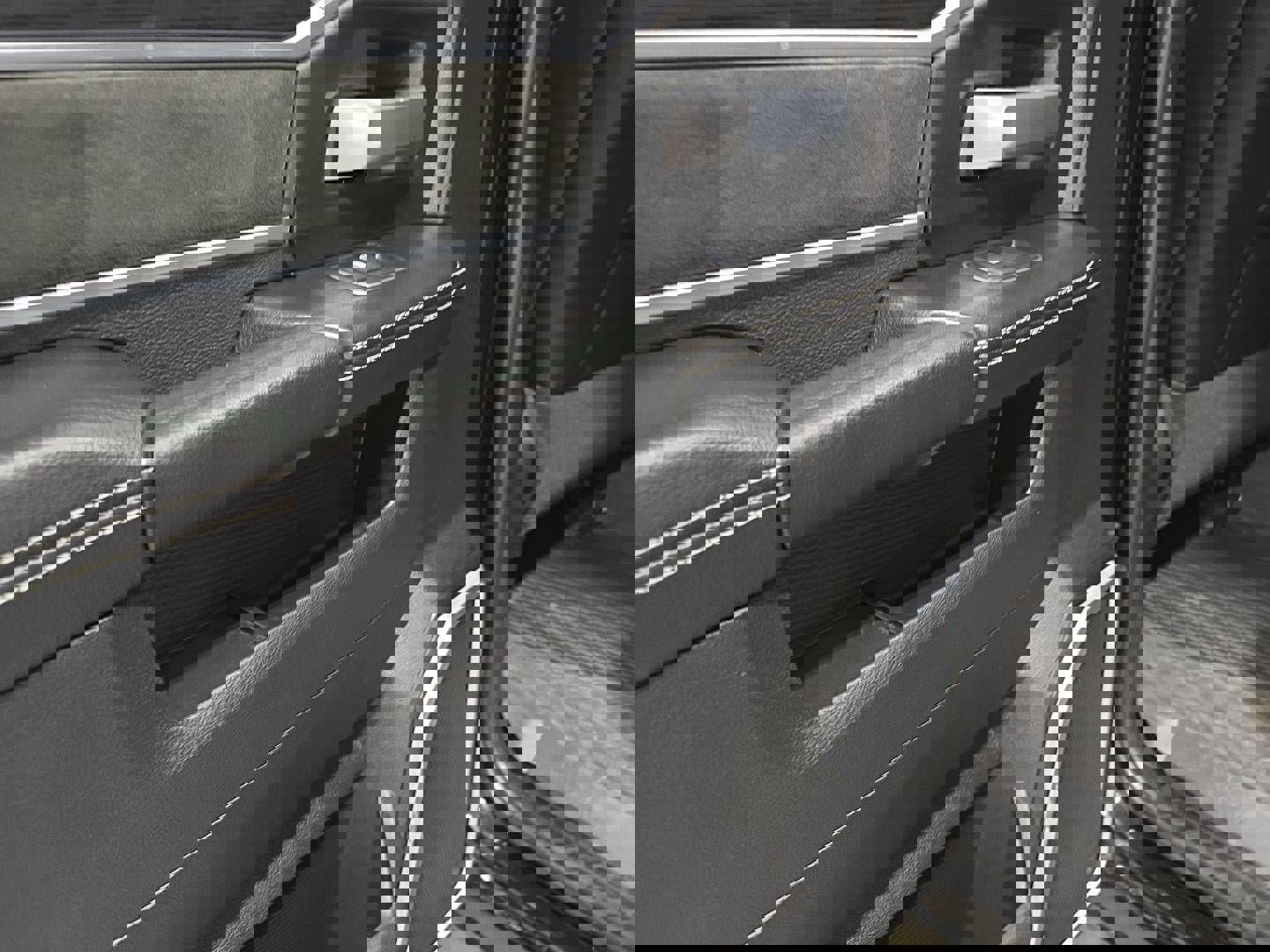 Used 2024 RAM 3500 Laramie w/ Sport Appearance Package image 18