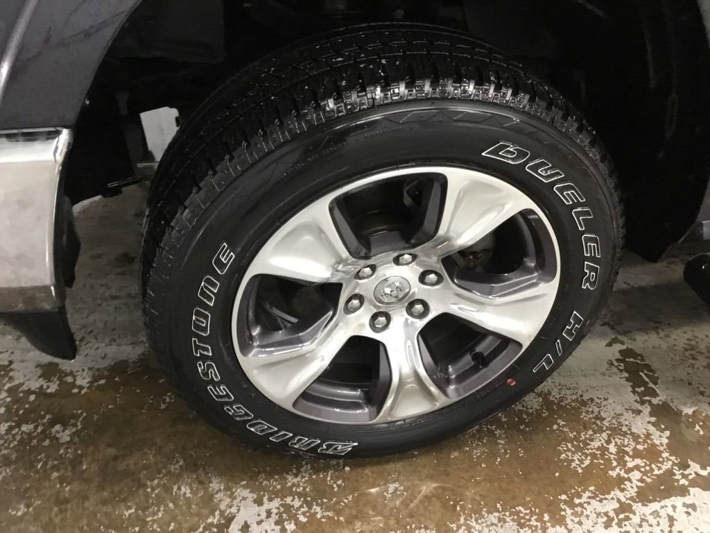 Used 2019 RAM 1500 Laramie image 4