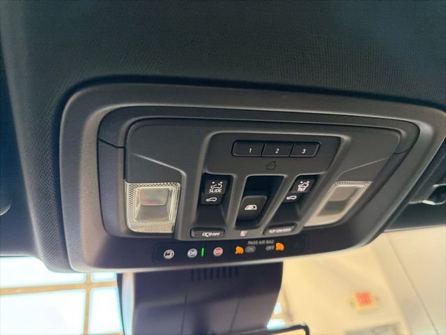 Used 2023 Chevrolet Silverado 1500 High Country w/ High Country Premium Package image 48