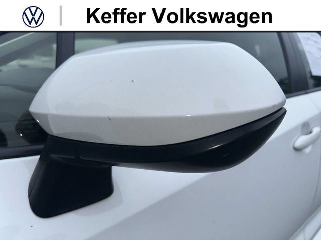 Used 2020 Toyota Corolla LE FWD image 10