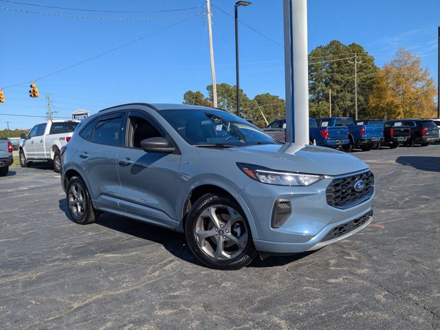 Certified 2024 Ford Escape ST-Line w/ Tech Pack #1 image 2