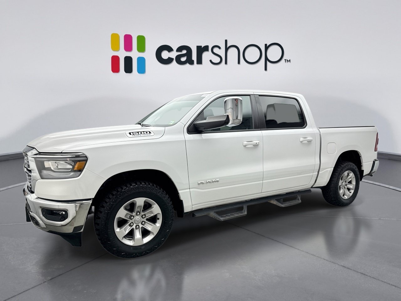 Used 2023 RAM 1500 Laramie AWD/4WD image 1