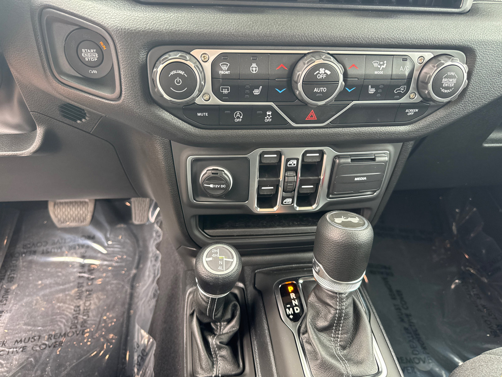 New 2025 Jeep Wrangler Sport S image 26