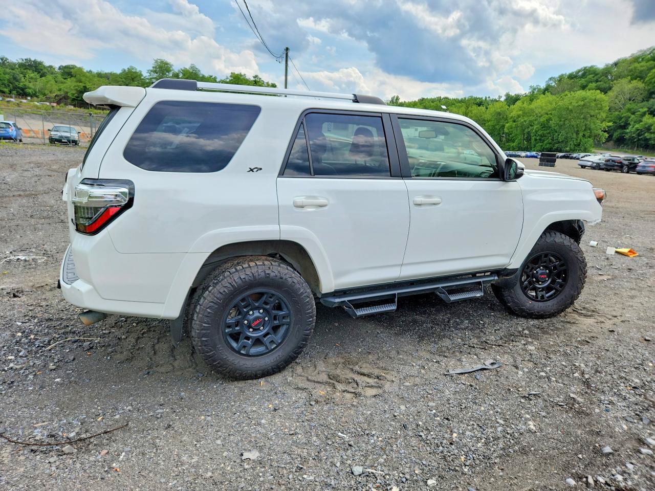 Used 2024 Toyota 4Runner SR5 Premium w/ Moonroof Package AWD/4WD image 5