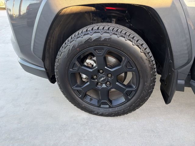 Certified 2021 Toyota RAV4 TRD Off-Road w/ TRD Off-Road Weather Package AWD/4WD image 32