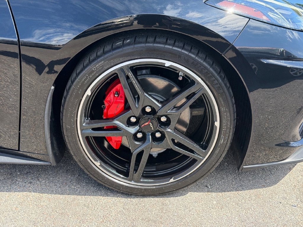 Certified 2024 Chevrolet Corvette Stingray Preferred Conv w/ Stealth Interior Trim Package RWD image 9